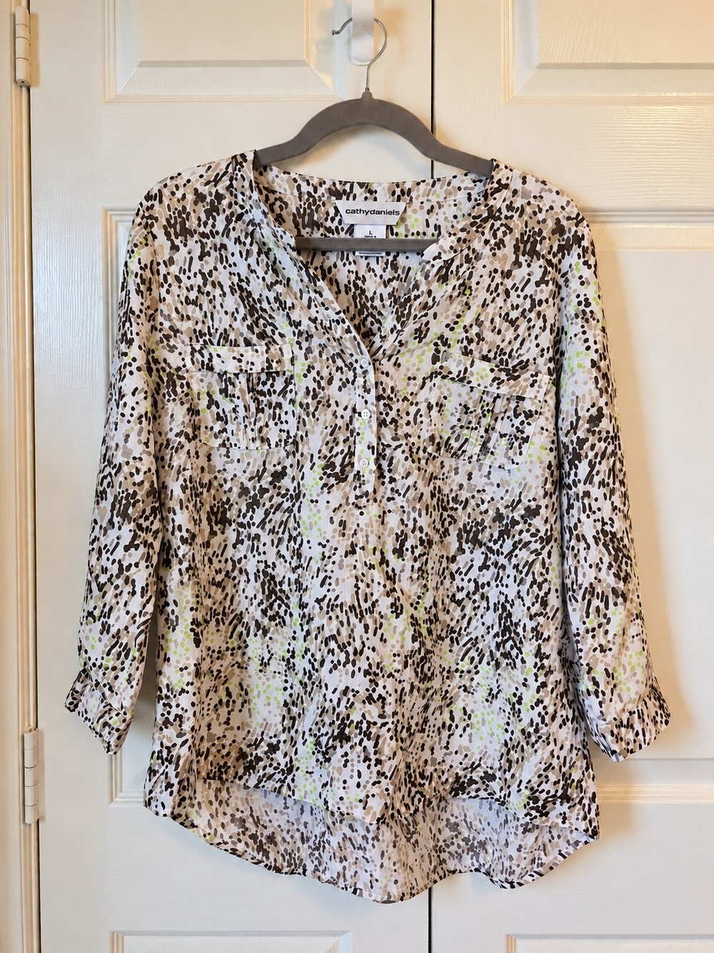 Cathy Daniels White Blouse with Black Speckle Print and Lime Highlights - Large